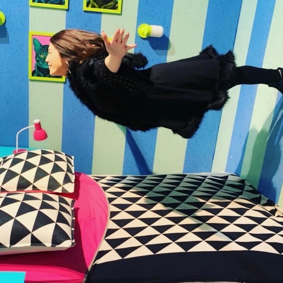 Luxurious Faux Fur Double Layer Black Cape Coat - Picture 7 of 9